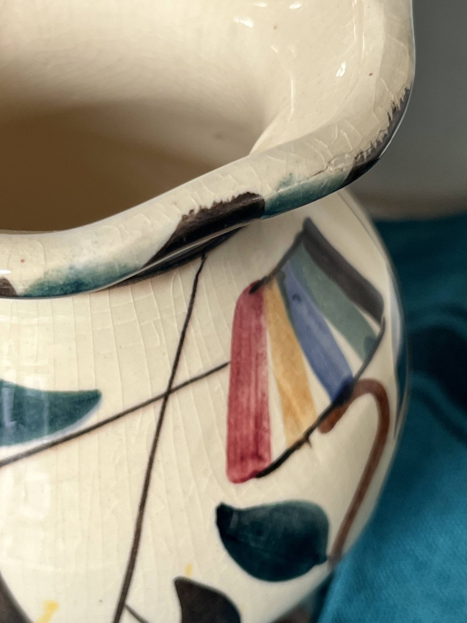 Vase sixties motif lampshade