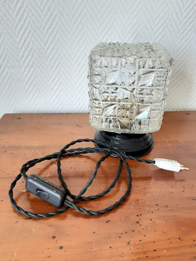 Art Deco diamond walking lamp