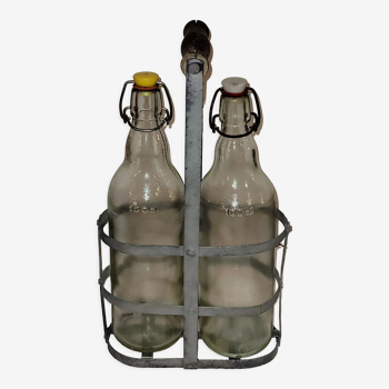 Porte bouteille avec 2 bouteilles - ancien