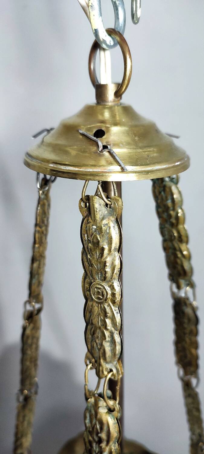 Lámpara de techo "Art Nouveau" de latón y cristal.  España, 1930s.