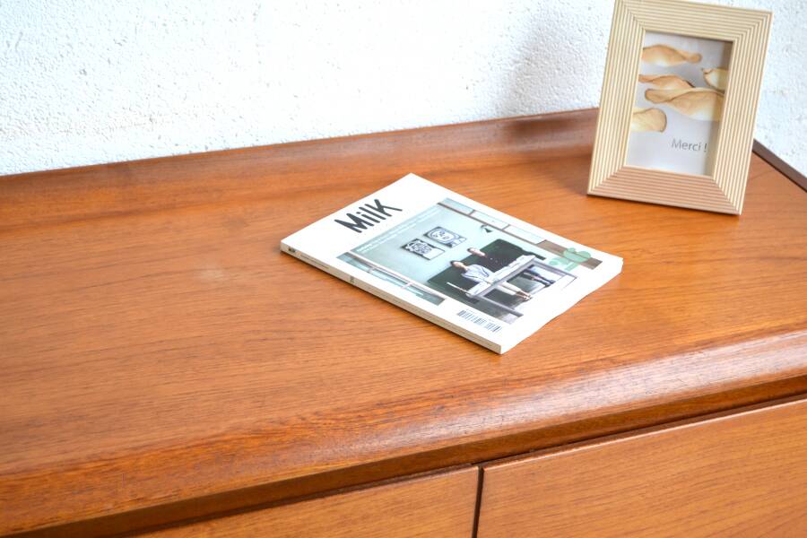 Sideboard by White & Newton curved * 208 cm