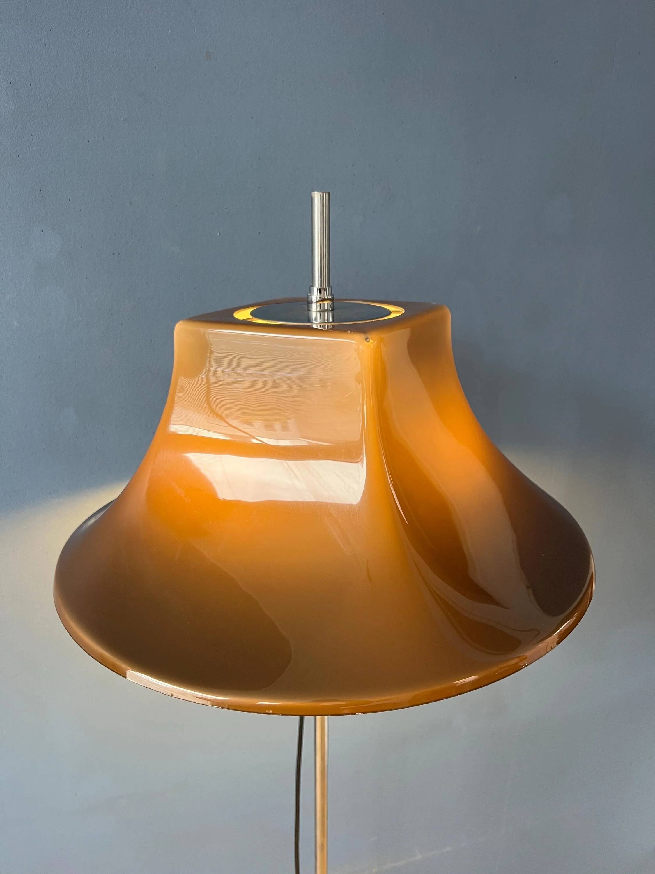 Lampadaire Space Age Mid-Century « Witch Hat » par Willem Hagoort
