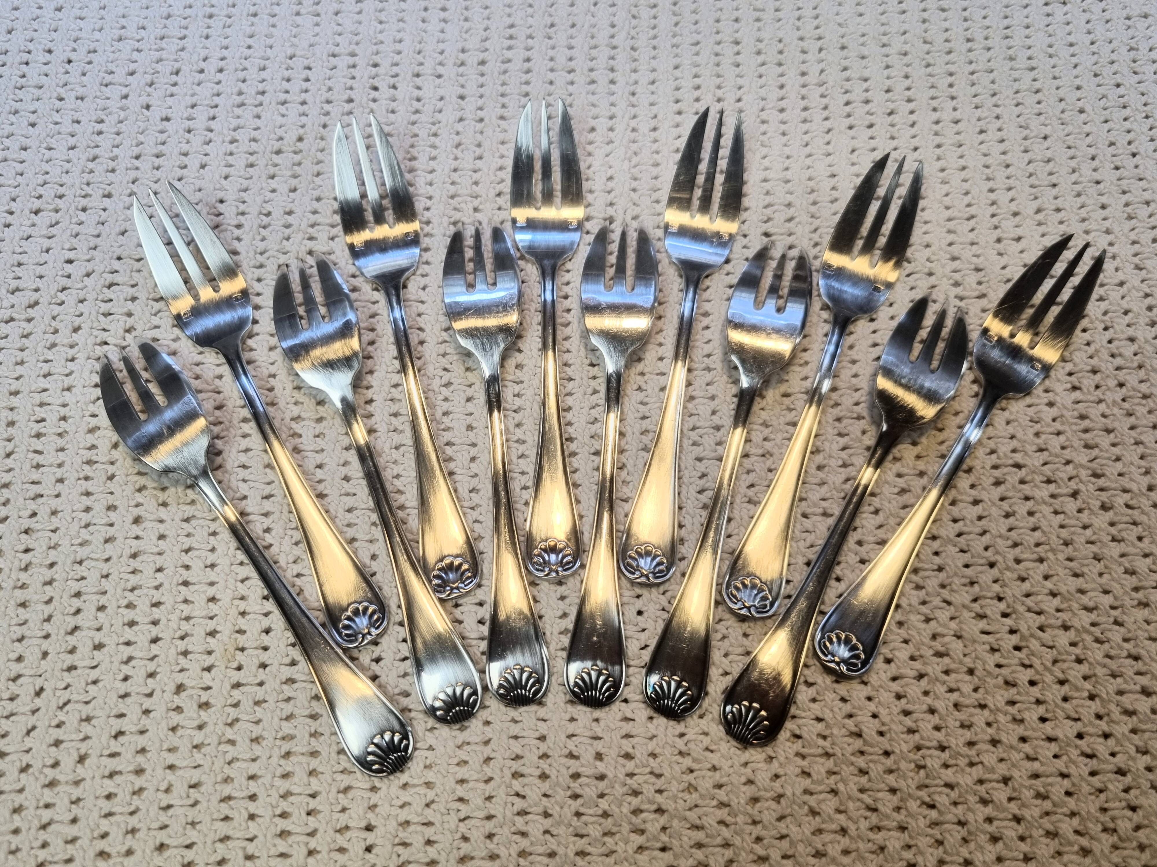 Cake forks