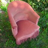 Pink velvet toad chair