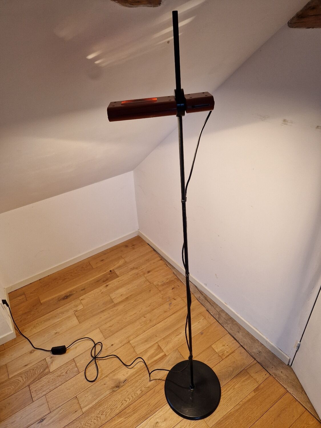 "aton terra" floor lamp - ernesto gismondi edition artemide