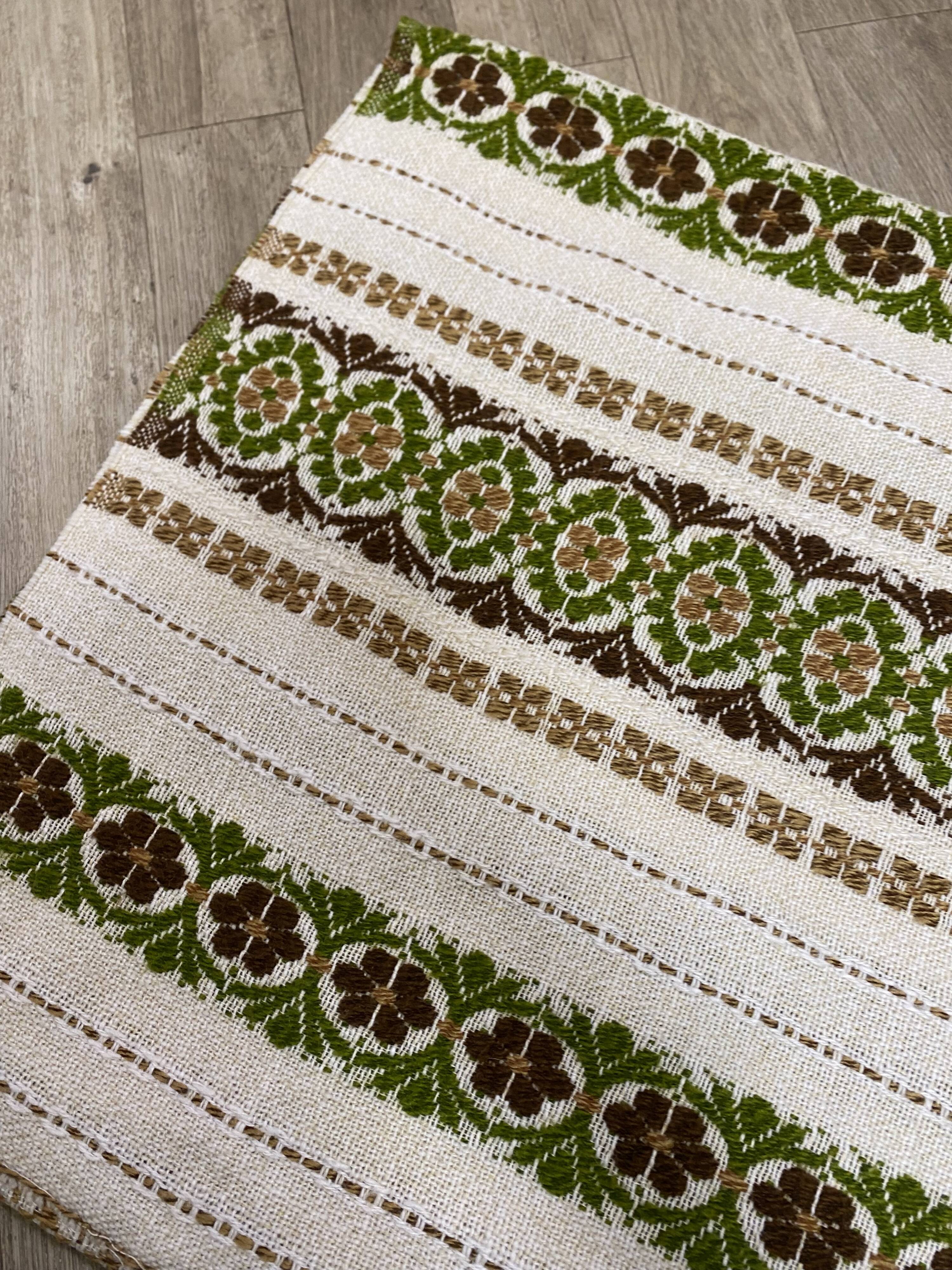 Vintage 70s tablecloth