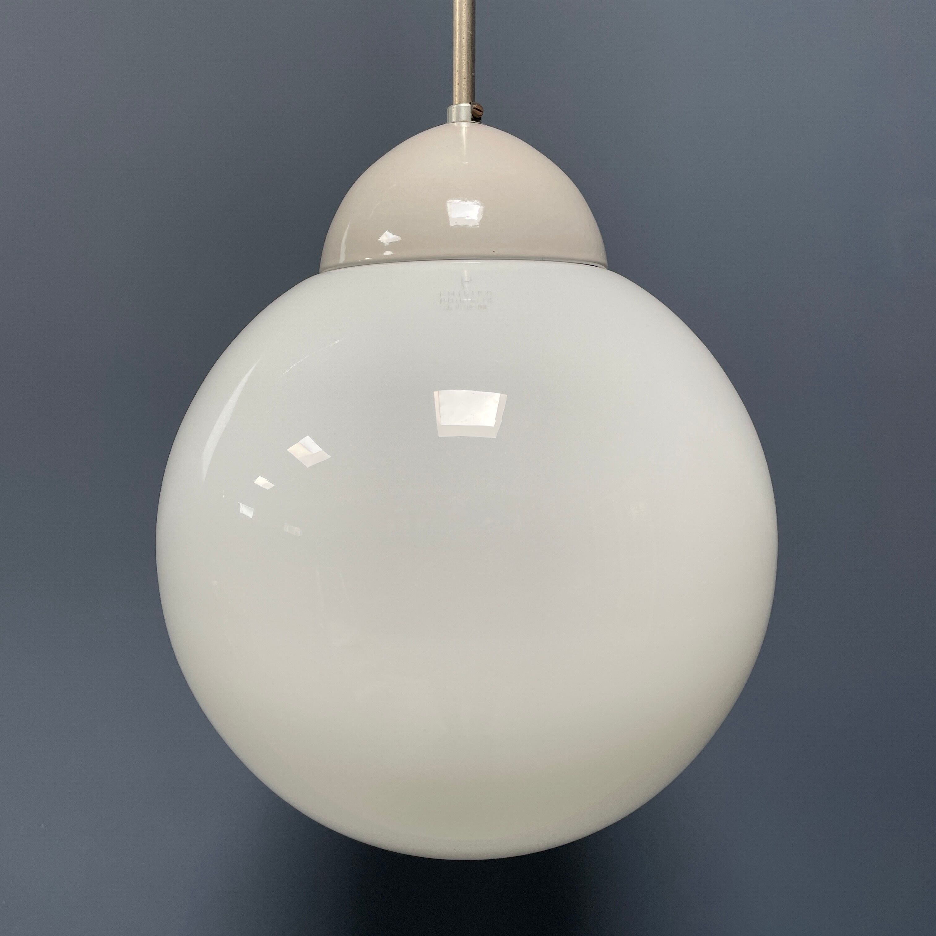 Ensemble de deux suspensions opalines Philips Phililight