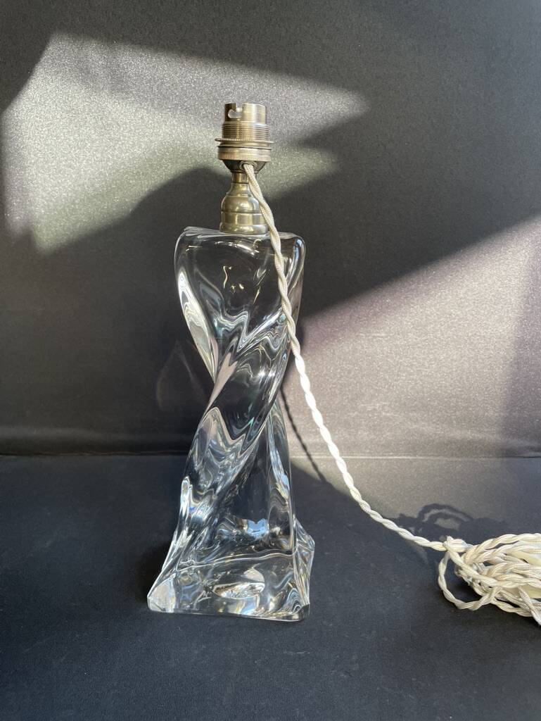 Pied de lampe cristal estampillé baccarat