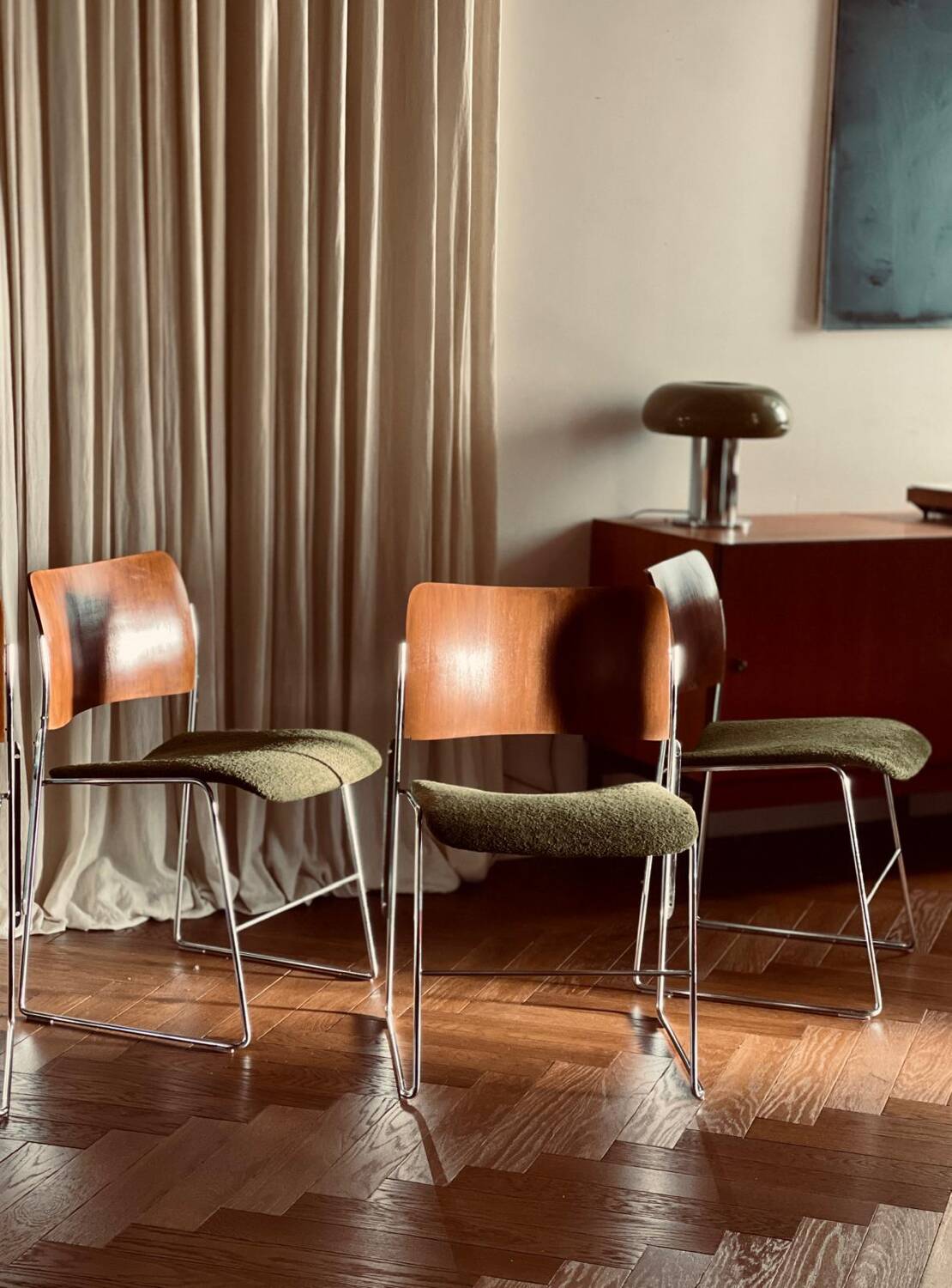 Lot de 4 chaises vintage design années 70 – bois, chrome