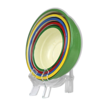 Ensemble de 5 bols en métal émaillé colorés — Europe, années 1950-1960