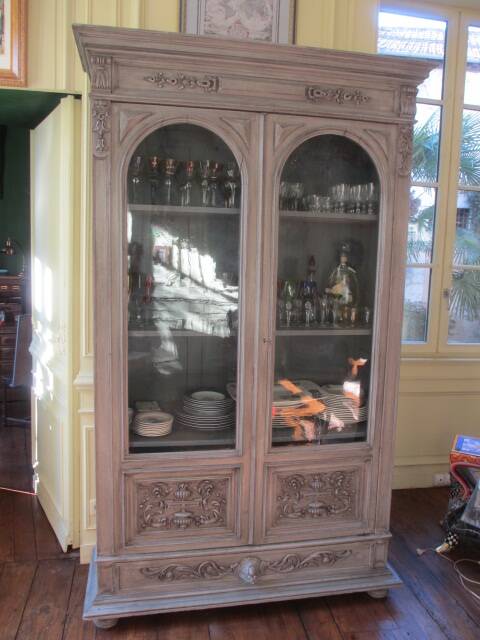 Antique carved buffet display cabinet with gray patina