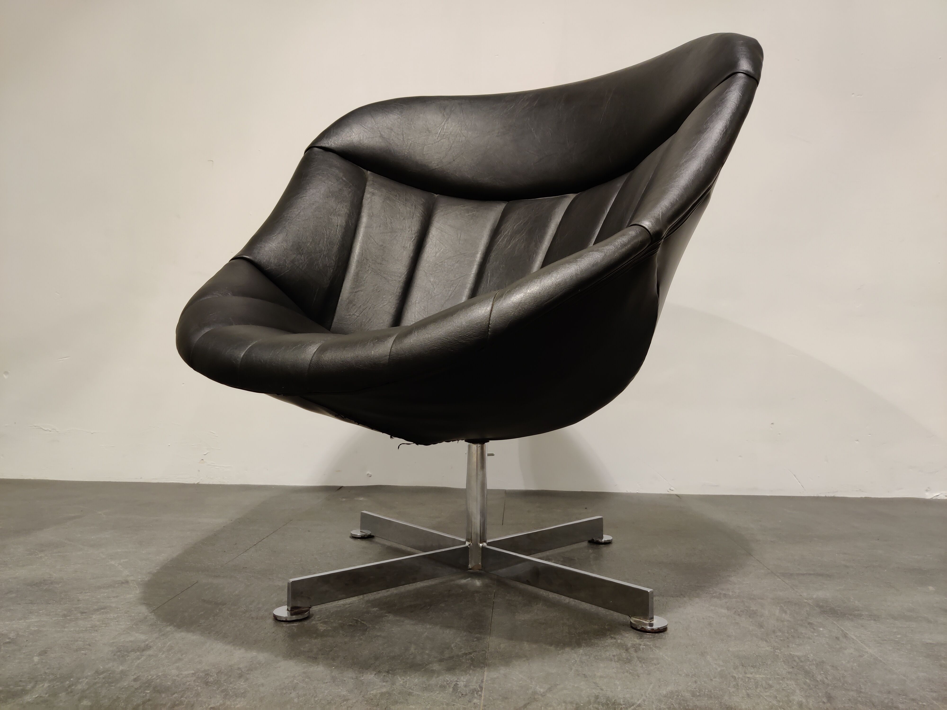 Vintage swivel chair by Rudolf Wolf for Rohé Noordwolde, 1960