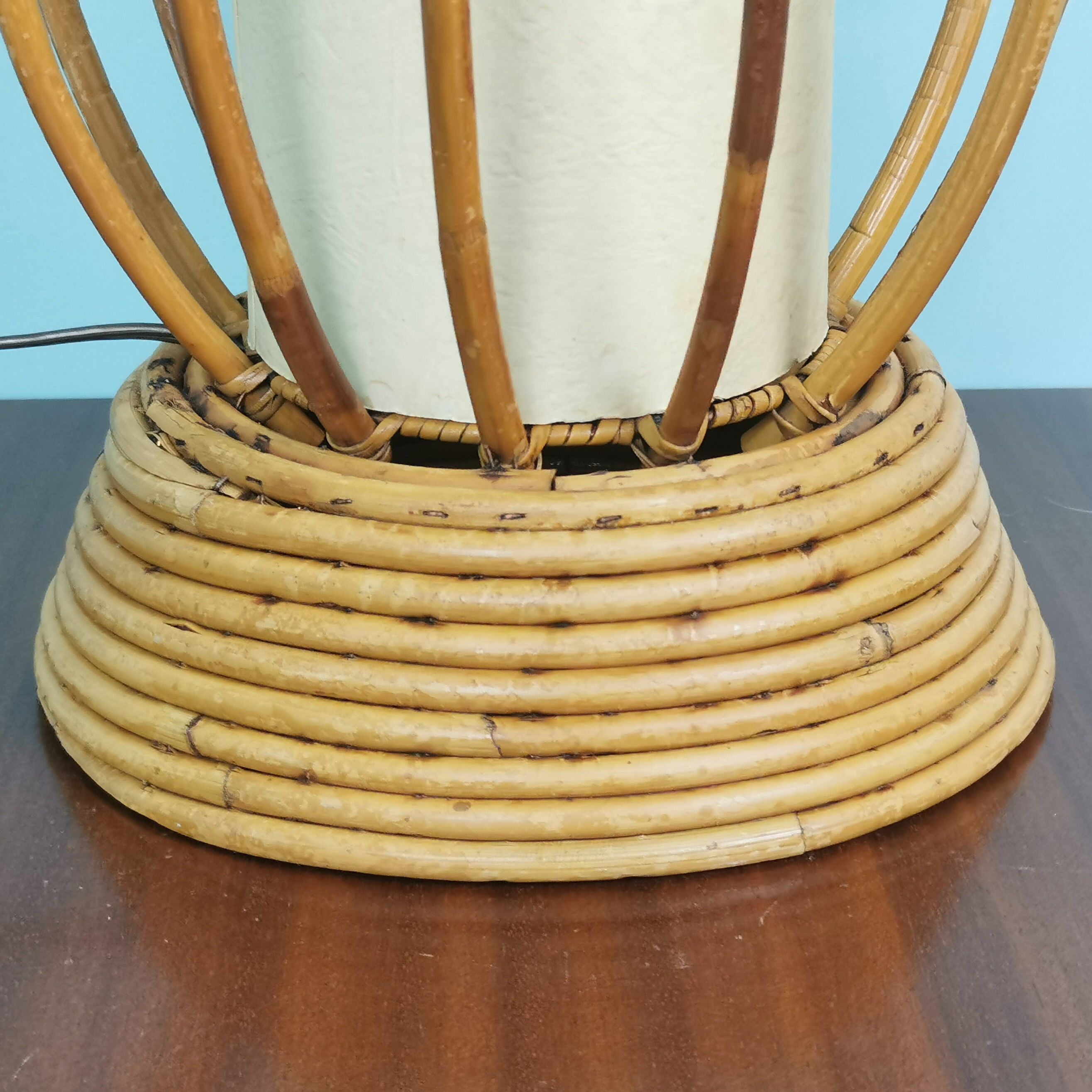 Lampe en rotin