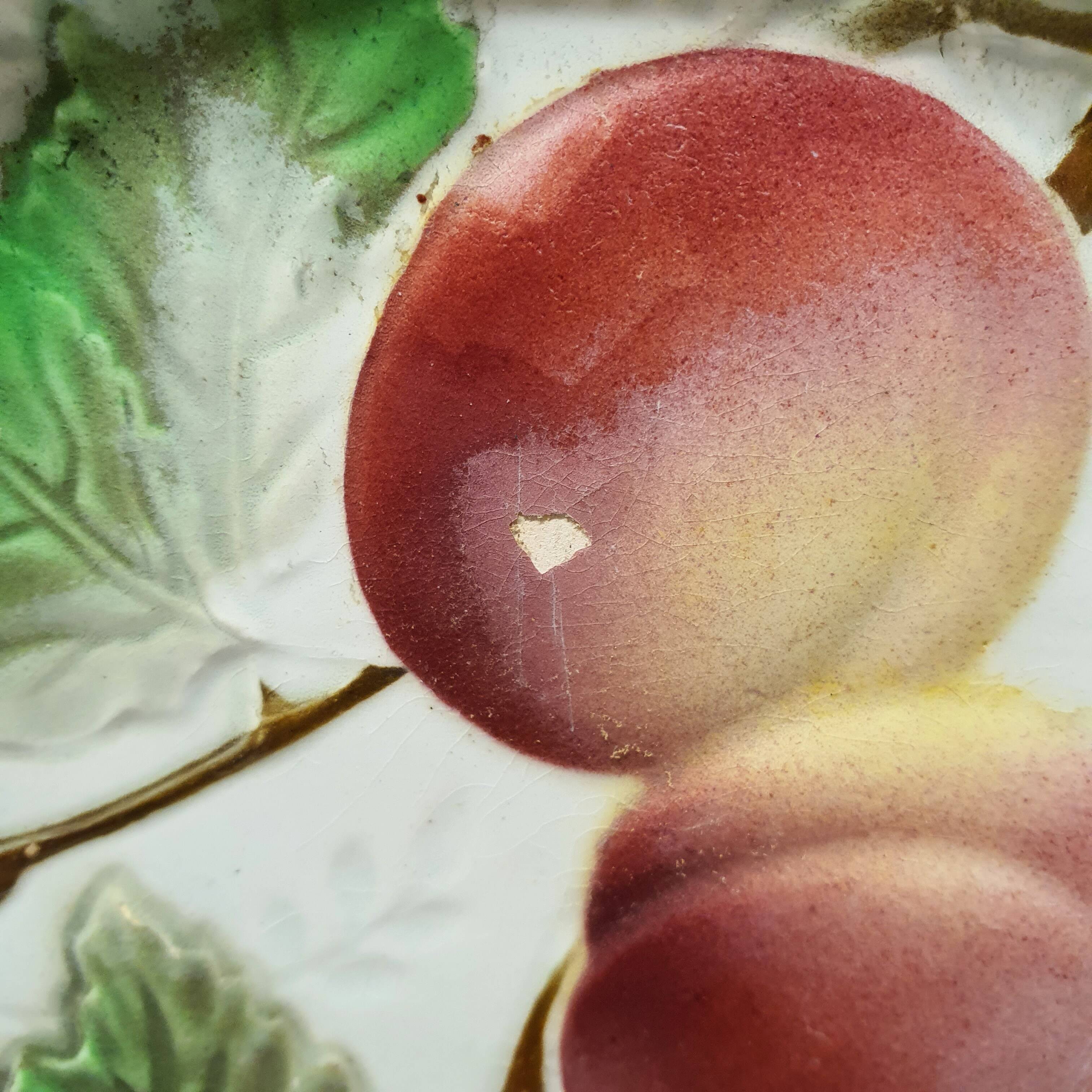 Decorative Plate Barbotine St Clément Made In France Vintage Peach Fruit Pattern