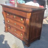 Solid walnut chest of drawers during the Consulate around 1815
