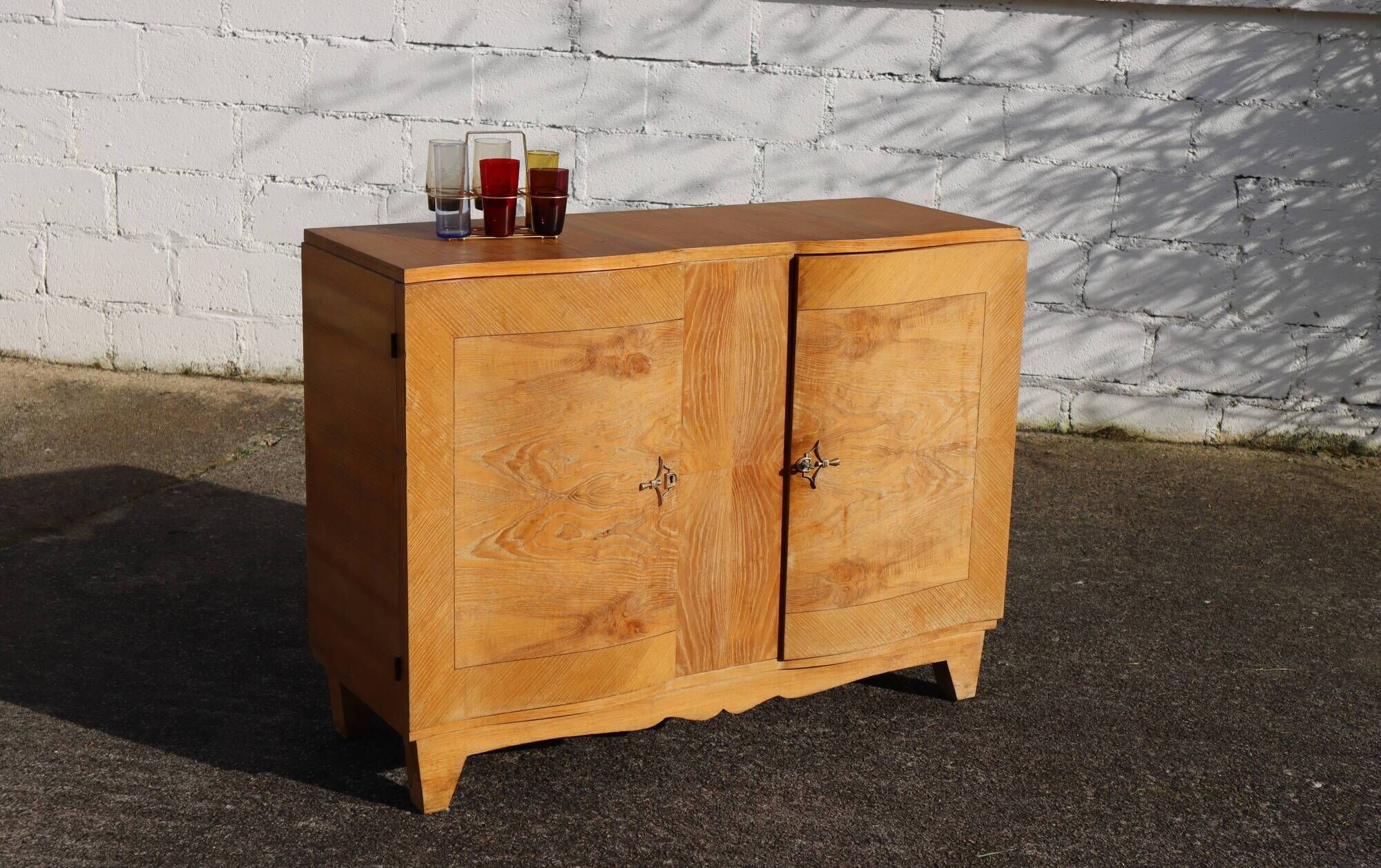 French Art Deco Sideboard - Antique Sideboard in Gilded Walnut Marquetry - 1930s