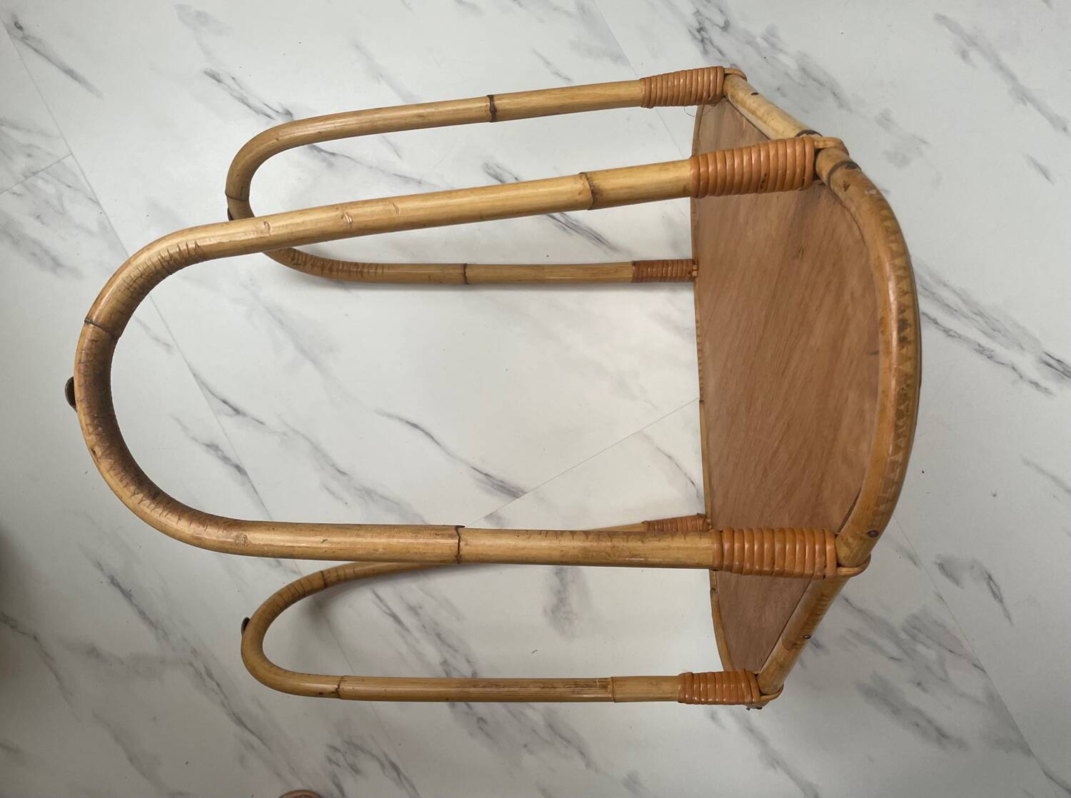 Small banbou tripod table from the 70s