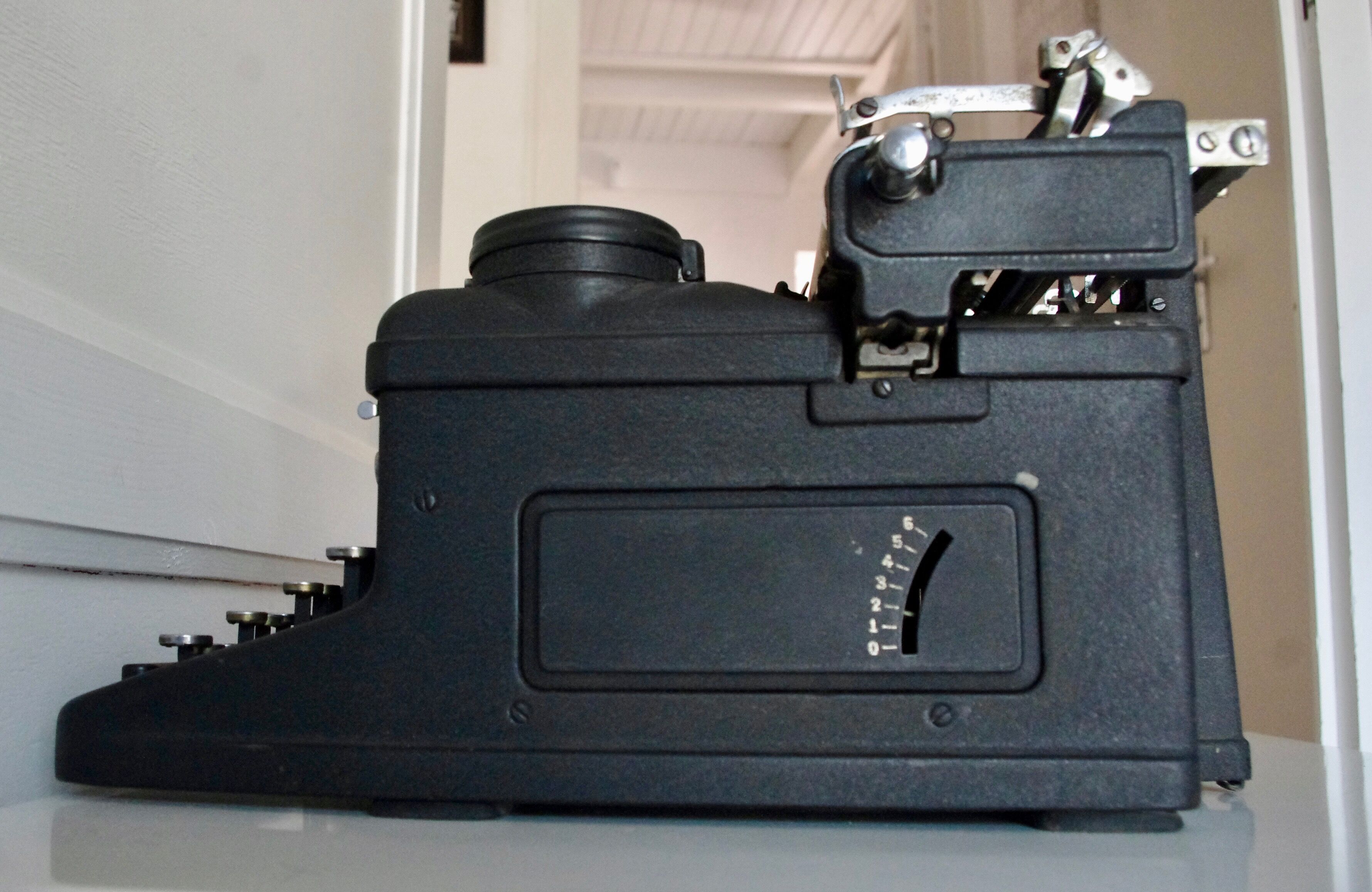 Typewriter Royal collection 1920