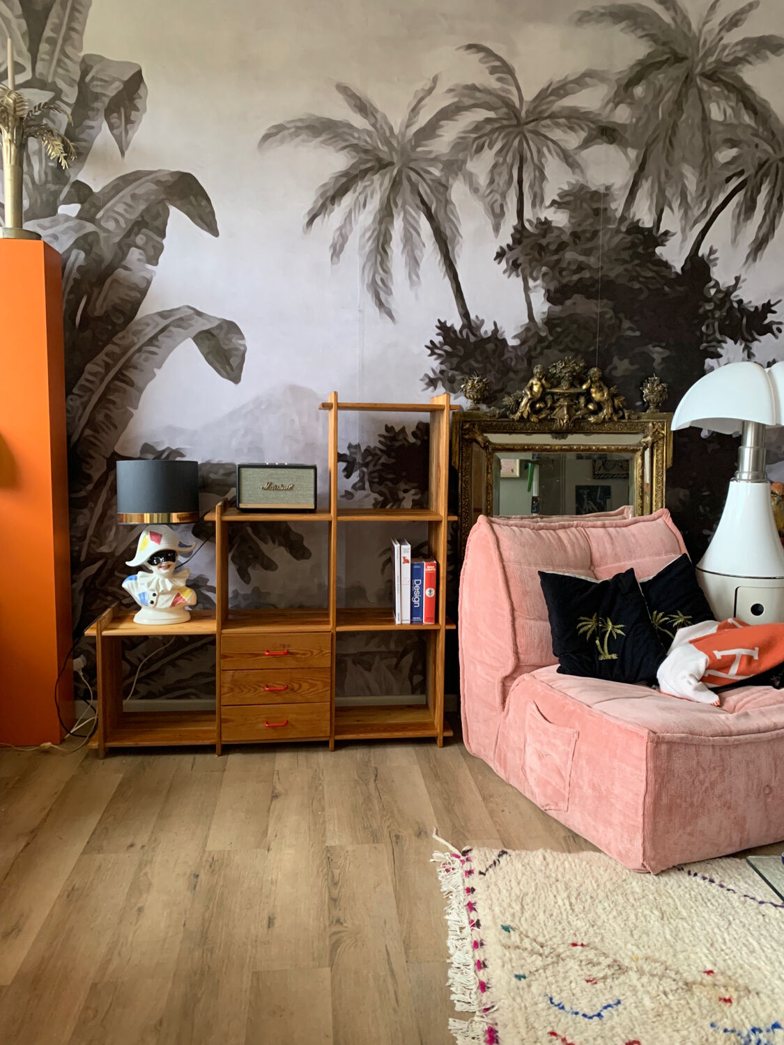 Pine staircase shelf 80s