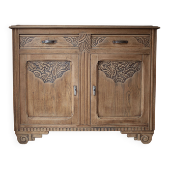 Grand buffet in Art Deco style