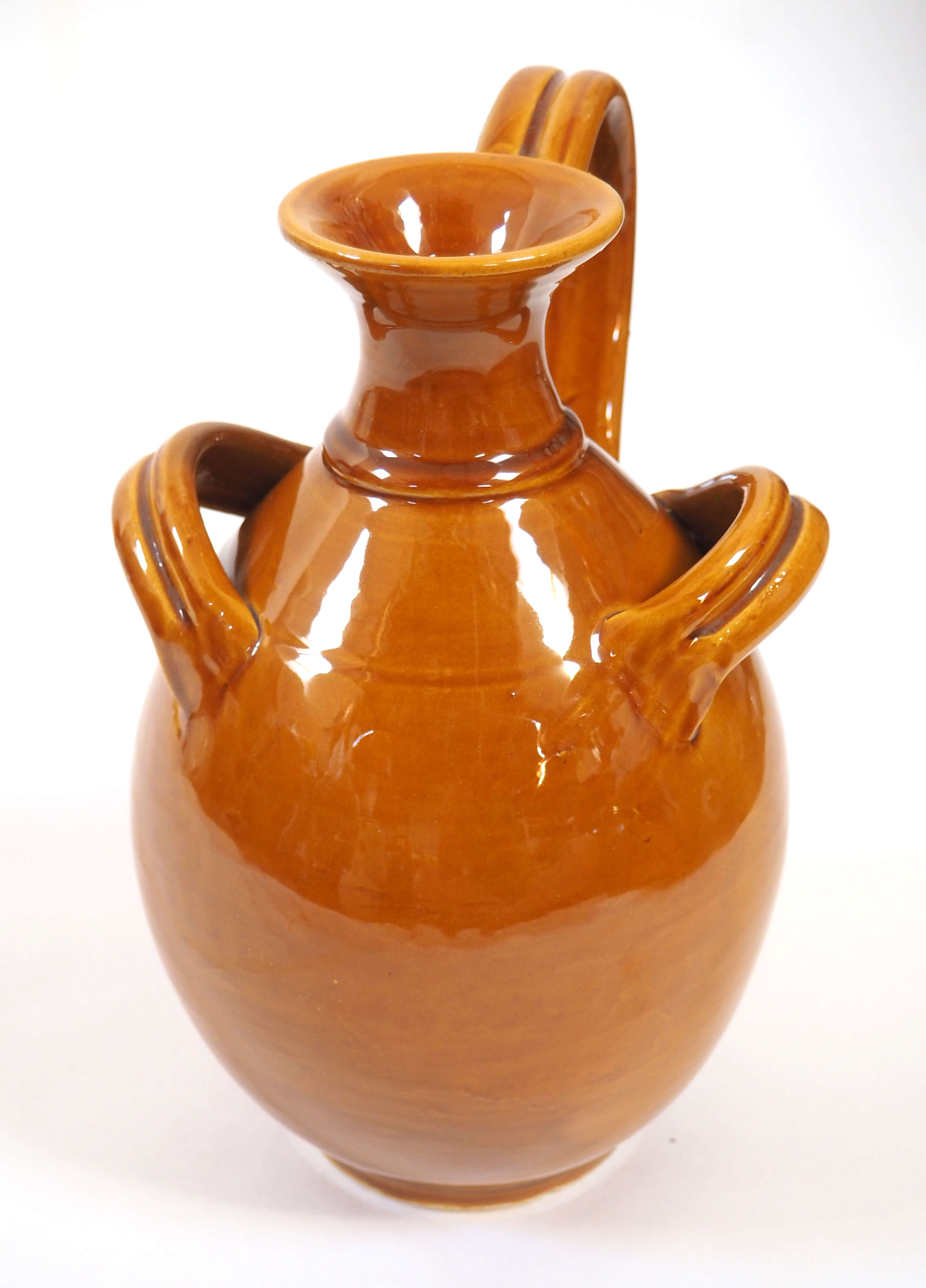 Vase amphora with cove