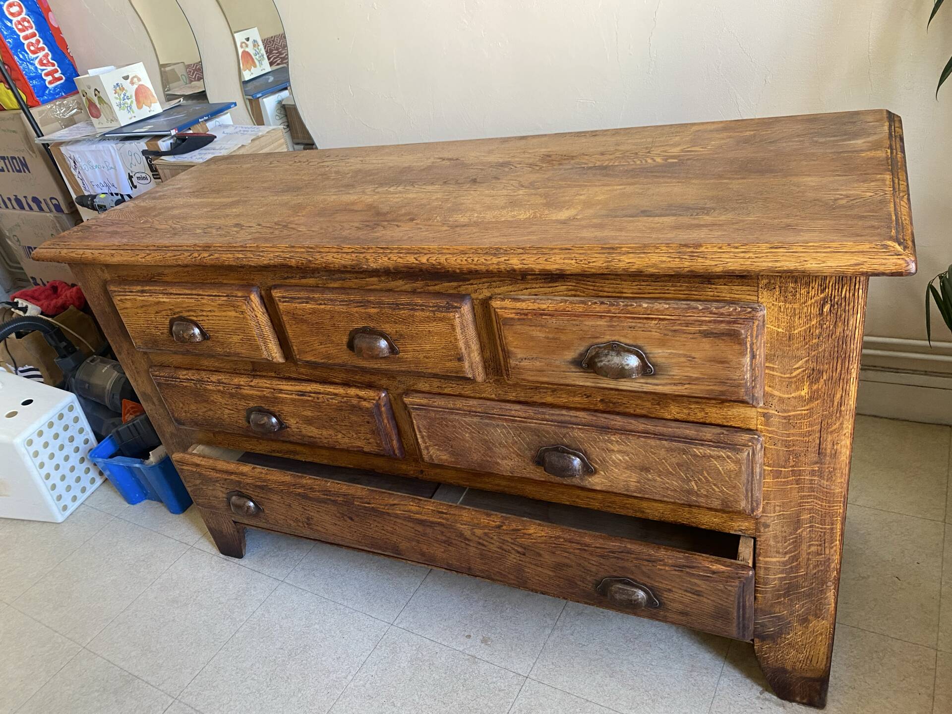 Solid oak chest of drawers