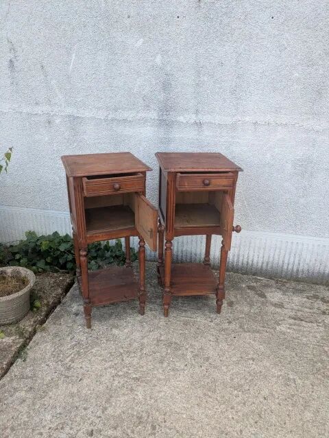 Paire de chevets