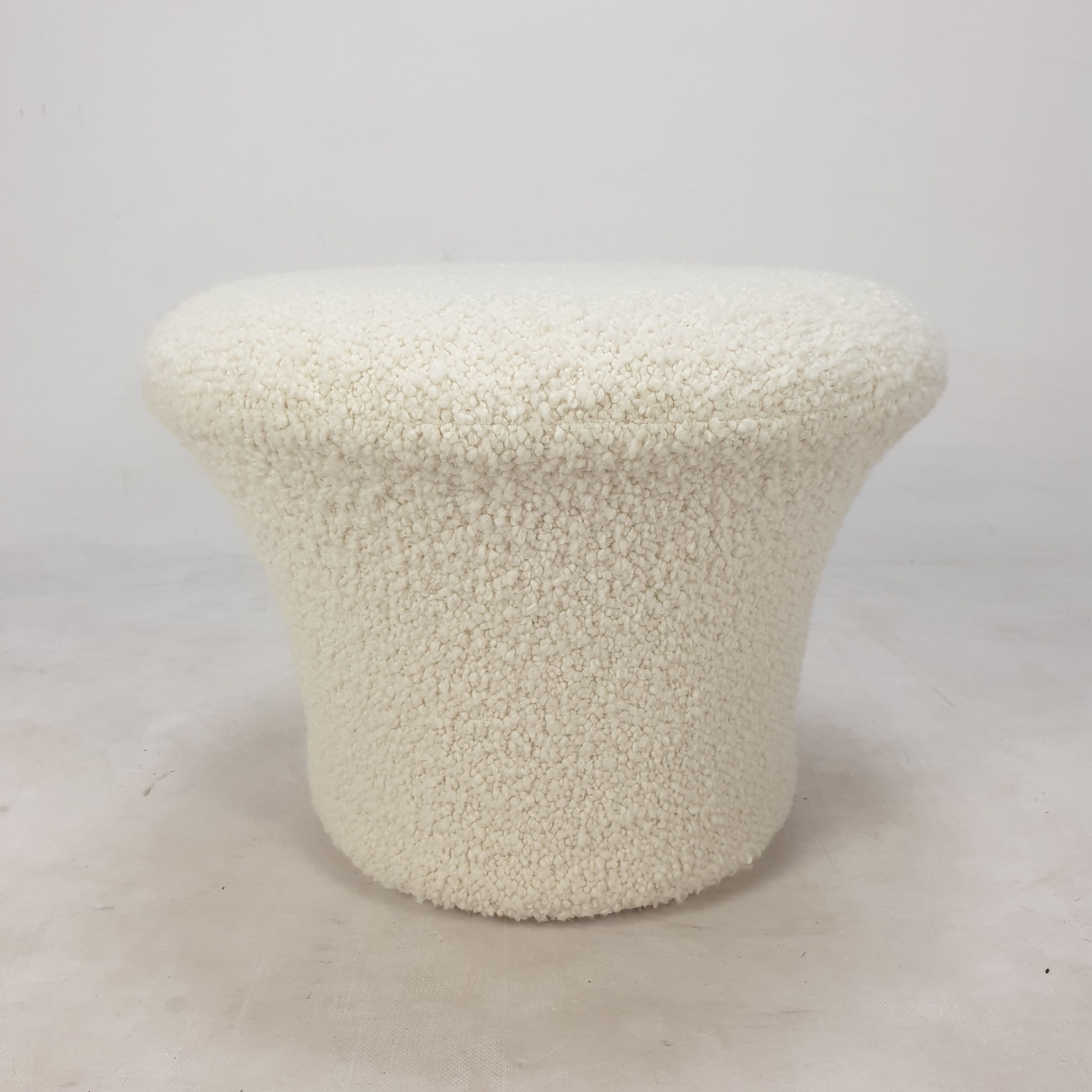"Big" Mushroom armchair and pouf by Pierre Paulin for Artifort, 1960