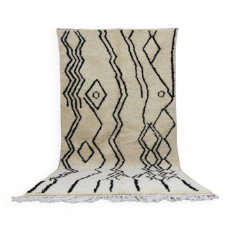 Handmade wool Berber rug 275x144 cm
