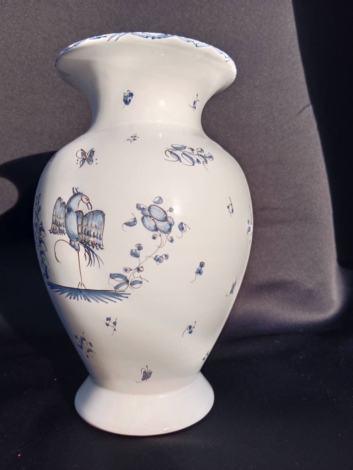 Moustiers vase