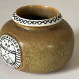 Lisa Larson Gustavsberg ceramic vase design from the 60s