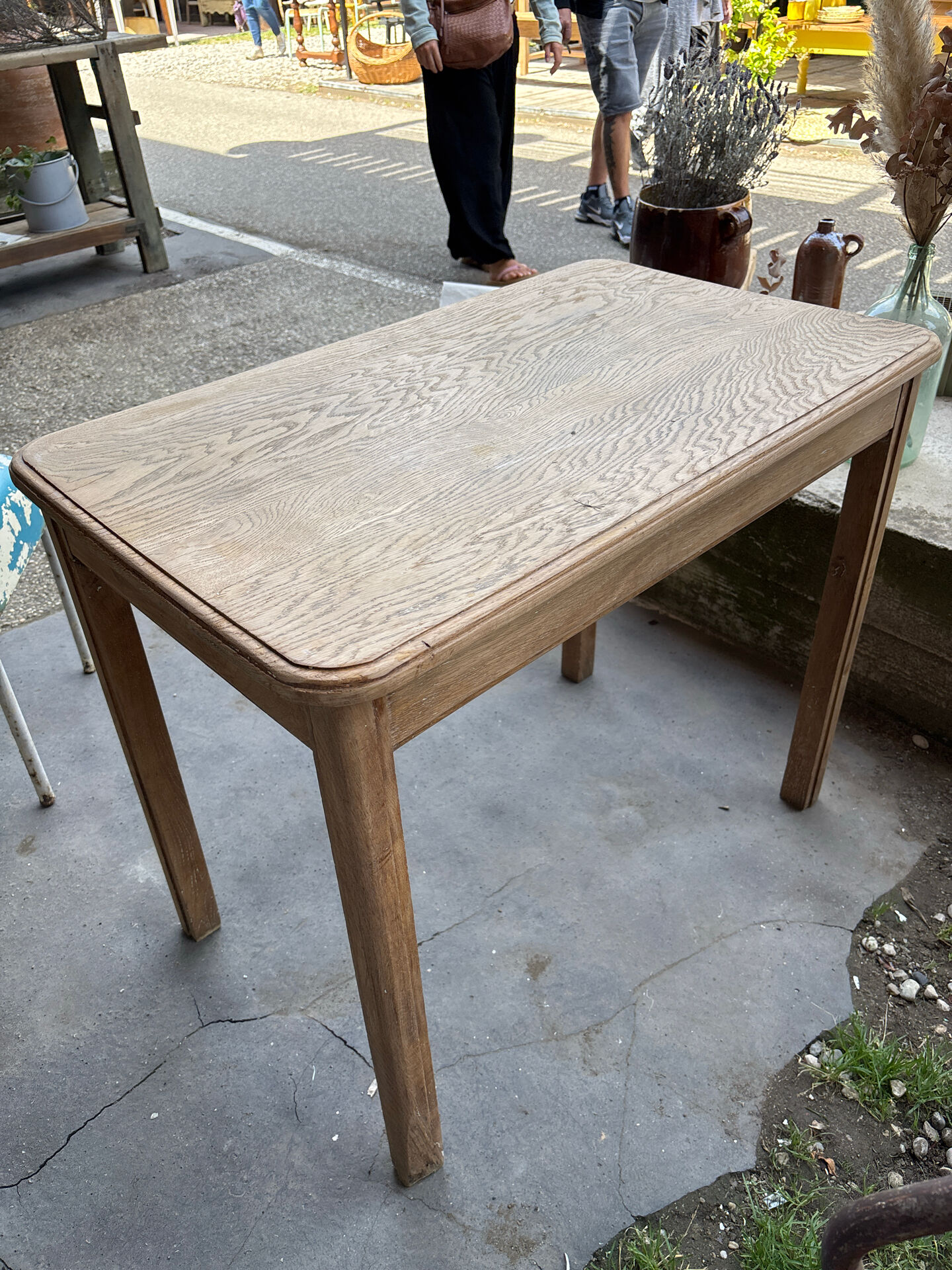 Petite table en chêne