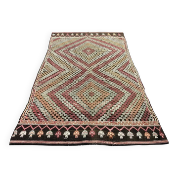 Tapis Kilim bohème géométrique tissé à la main