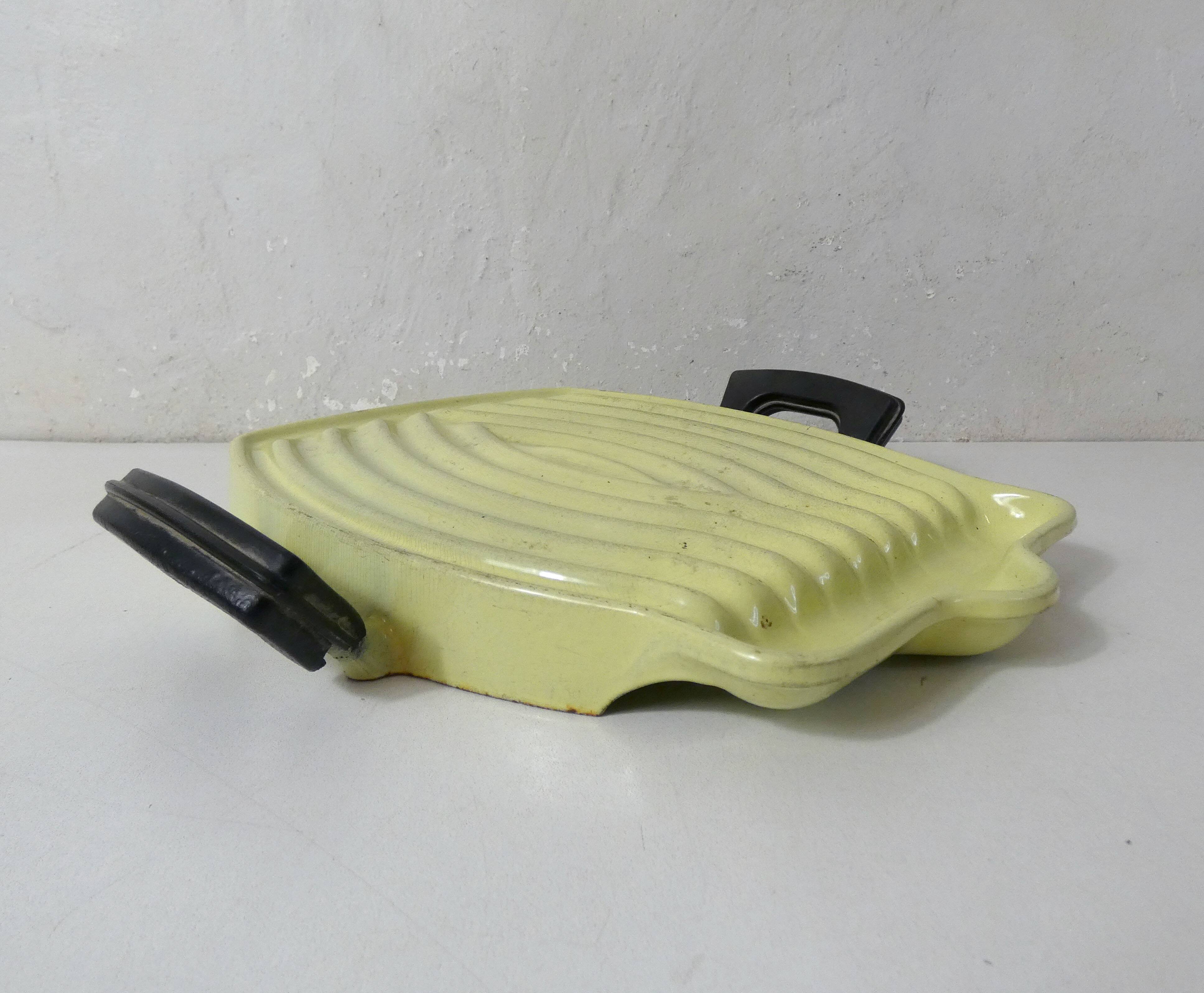 Tostador Le Creuset design Raymond Loewy