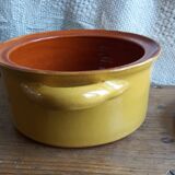 Cocotte soupière en terre cuite émaillée jaune moutarde