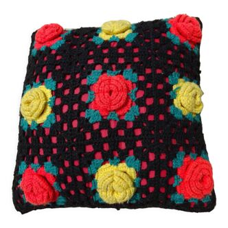 Coussin en laine au crochet vintage an 60