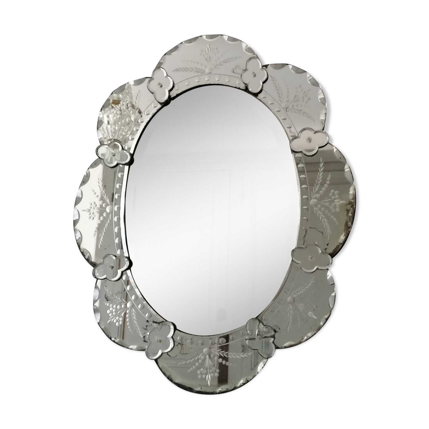 Bevelled Venetian mirror 75x57cm