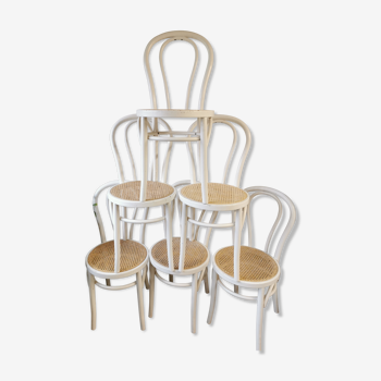 Suite de 6 chaises bistrot cannées