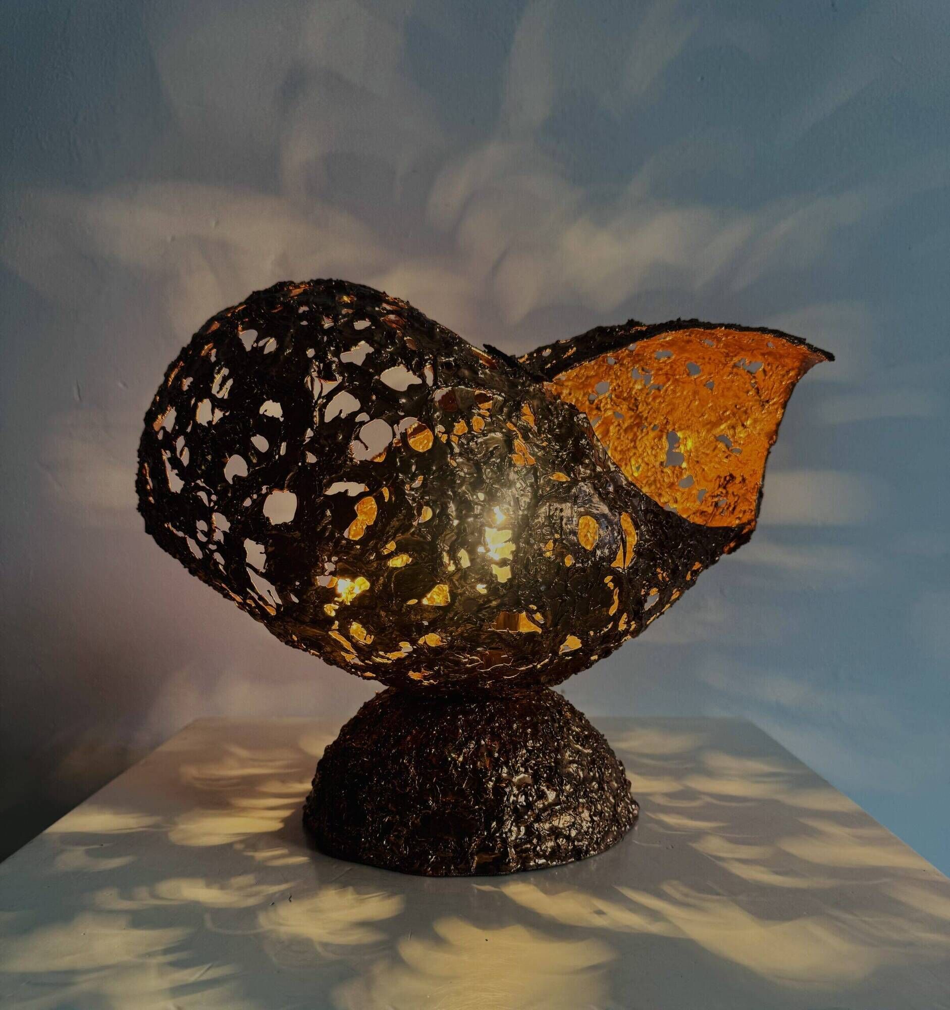 Sculptural Table Lamp In Copper By Aimo Tukiainen For Oy Moonlight, Finland 1970S