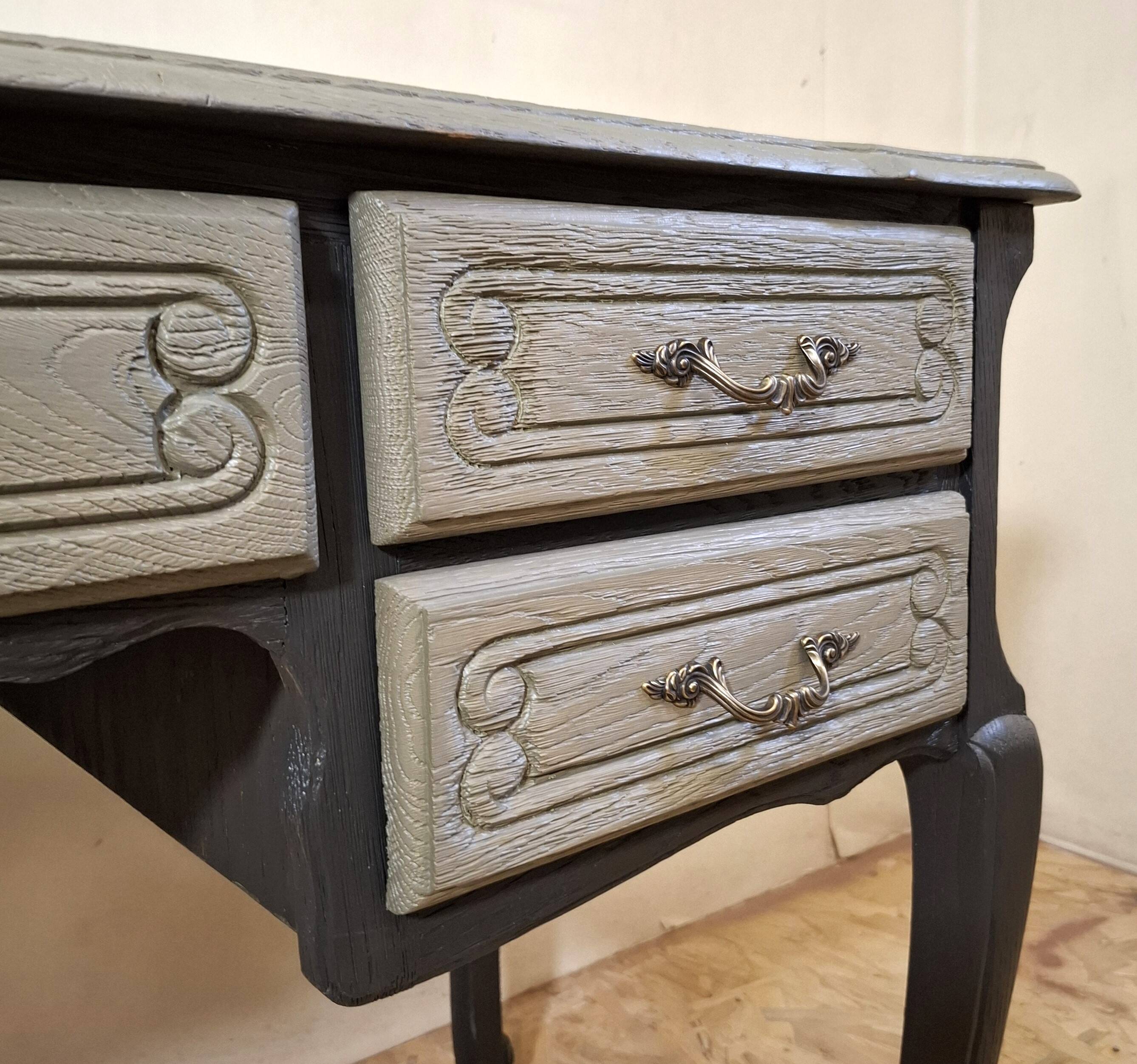 Upgraded regency desk