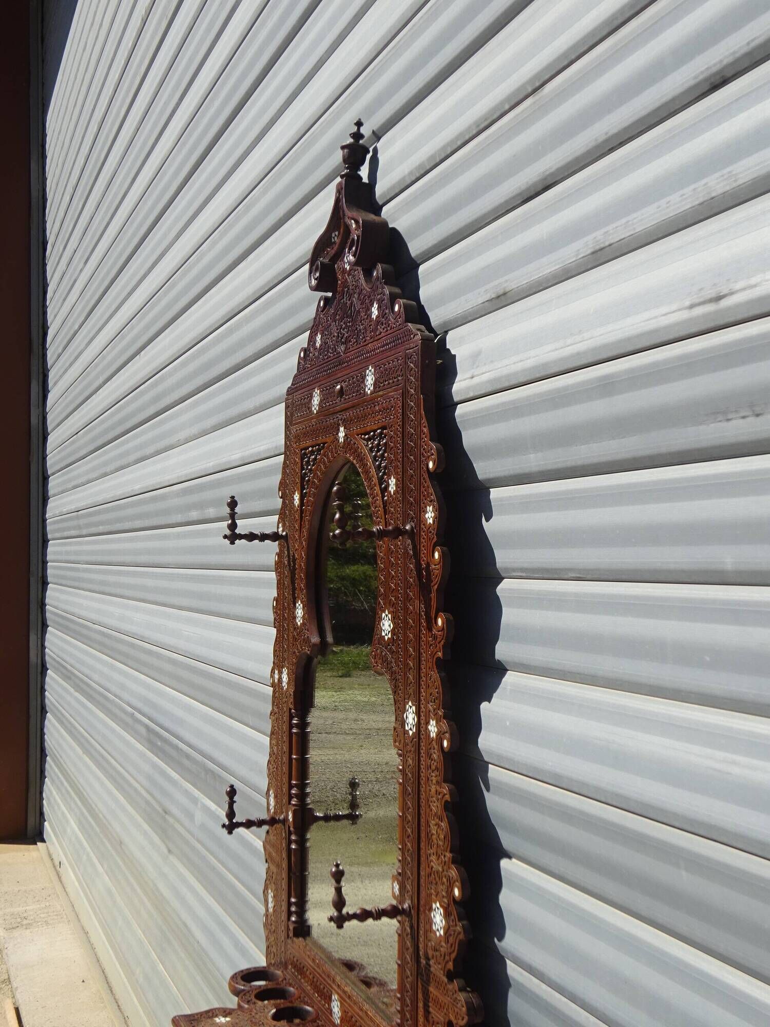 Old Syrian entrance furniture