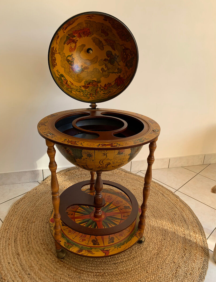 Bar globe terrestre
