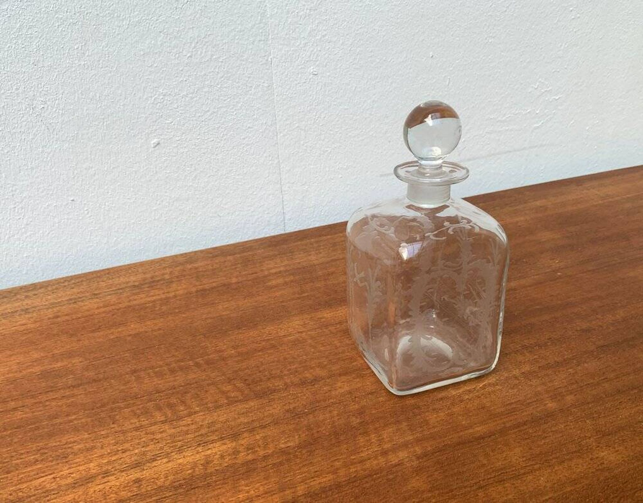 Bouteille en verre danoise vintage avec gravure