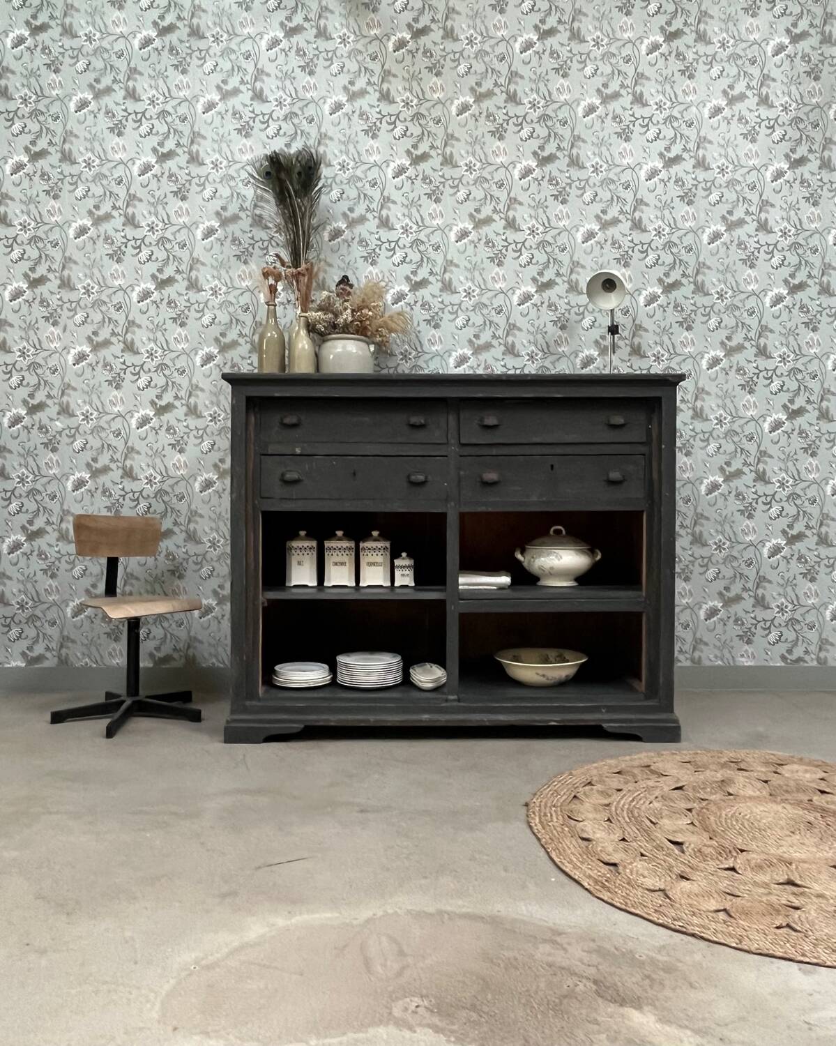 Large patinated trade furniture (renovated)