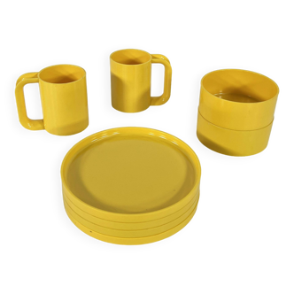 Yellow Dinnerware Set by Massimo Vignelli for Heller, 1970