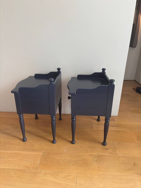 2 tables de chevet - Suède années 70/80