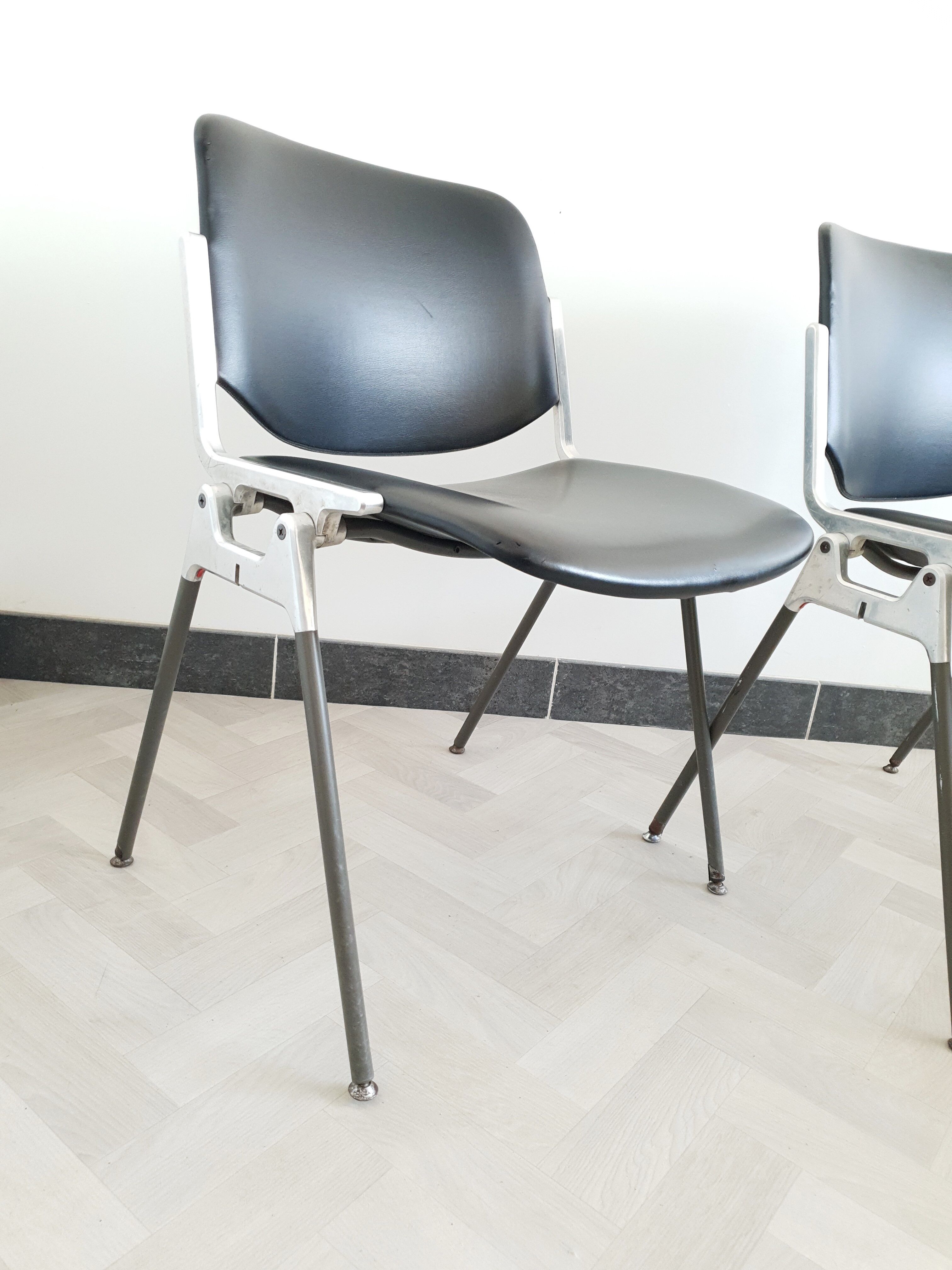 Pair of chairs DSC 106 by Giancarlo Piretti for Castelli