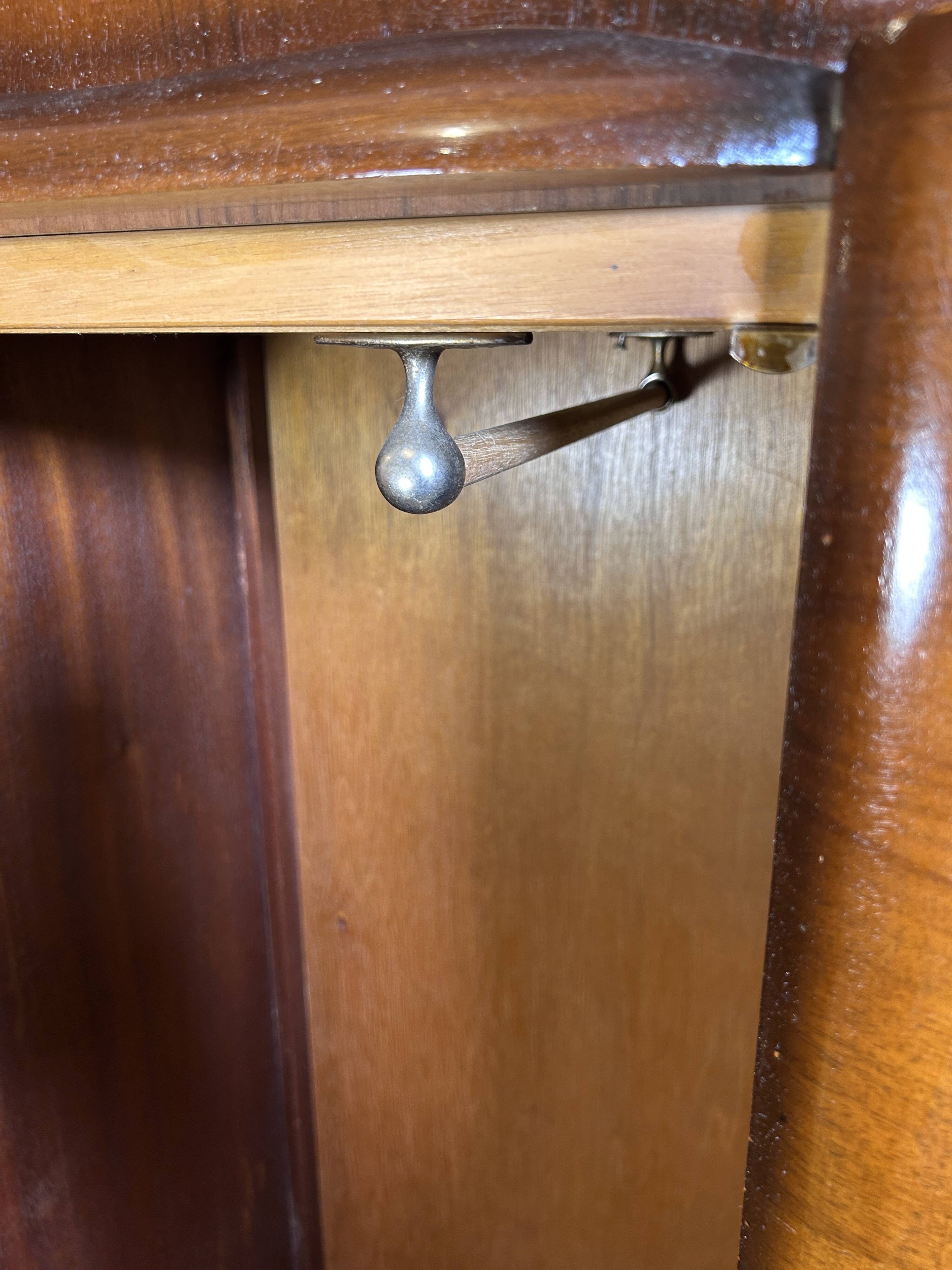 Art Deco Burr Walnut Vintage Brocante Gents Wardrobe (1930–1940)
