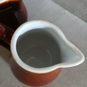 5 small milk pots/bistro cream