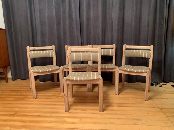 Ensemble de cinq chaises Thorsø Stolefabrik, Danemark, années 1970.